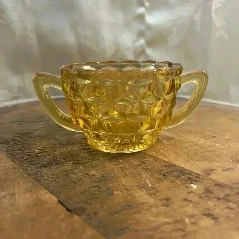 Vintage Jeannette  Glass Sugar Dish